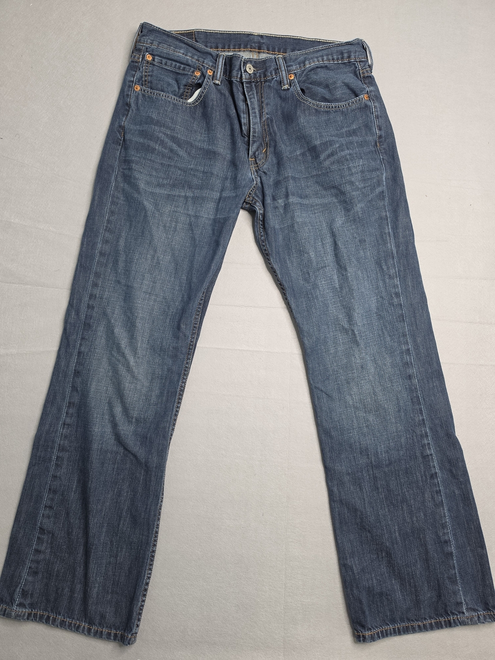 Levi's Men's Bootcut Jeans in Medium Blue Wash 527 34x30